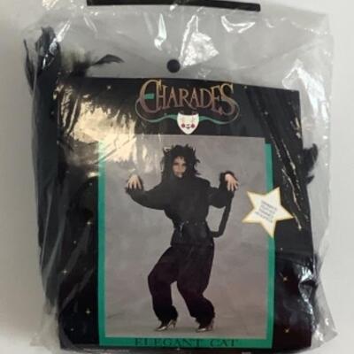 G - 865  Costume Lot ( 3 ) 