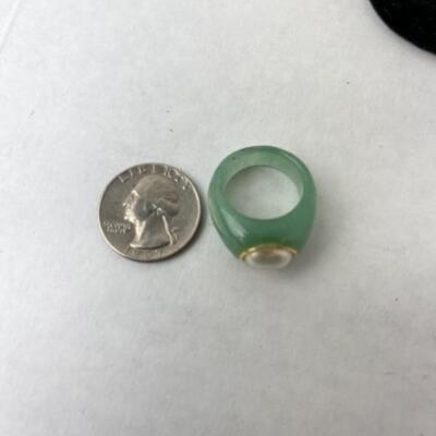 K711 14k Yellow Gold Pearl Jade Ladies Ring 