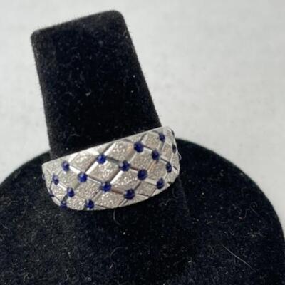 K716 14k White Gold Blue Stone Ladies Ring 