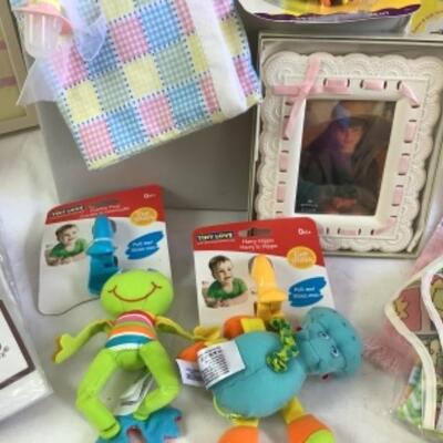 G - 867. Sugar N Spice Lot 