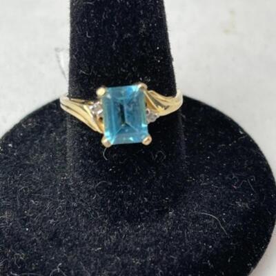 K720 14k Yellow Gold Emerald Cut Blue Topaz & Diamond Ladies Ring