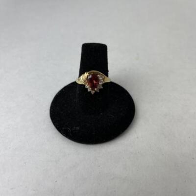 K723 14k Yellow Gold Pear Shaped Topaz and CZ Ladies Ring 