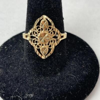 K725 14k Yellow Gold Filigree Diamond Cut Ladies Ring. 