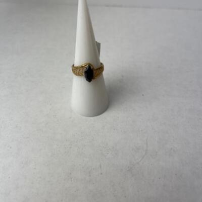 K729 10K Yellow Gold Marquise Sapphire Ladies Ring 