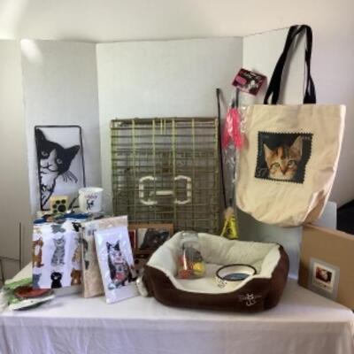 G - 872 Gone to the Cats