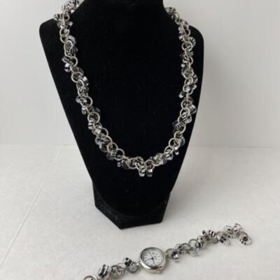 K733 Artisan 3pc Black and White Glass Bead Jewelry Set 