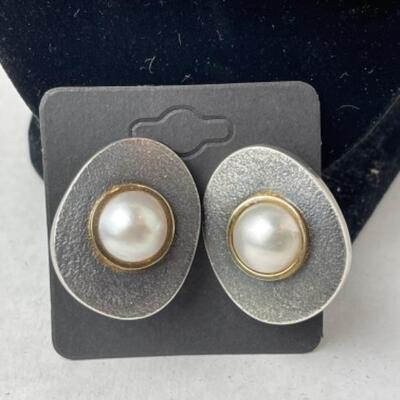 K735 Sterling Mabe Pearl Necklace, Earrings, Bracelet 