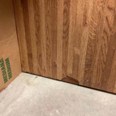 G - 873  Table/Shelf Unit 