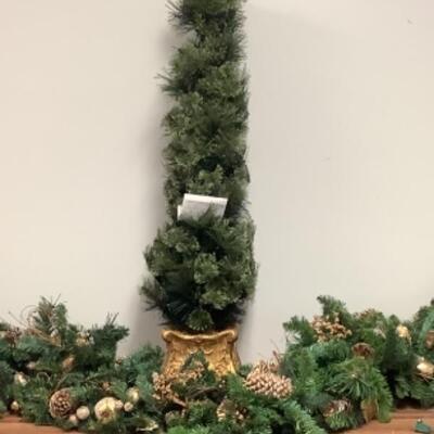 G - 875 Gold & Pine Lot 