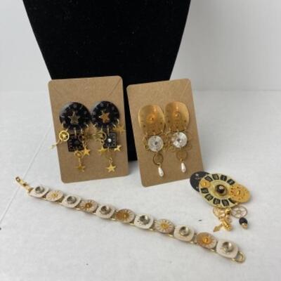 K737 Artisan Made Four Piece Watch Face Jewelry 