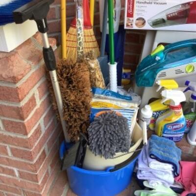 G - 882. Household Cleaning Essentials 