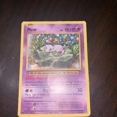 2016 Holographic Mew card