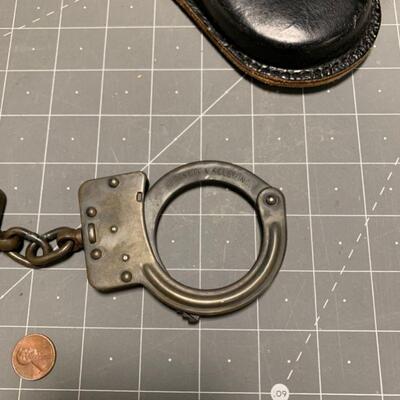 #10 Crockett & Kelly Handcuffs