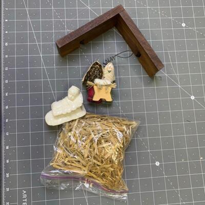 #276 Mini Nativity Scene