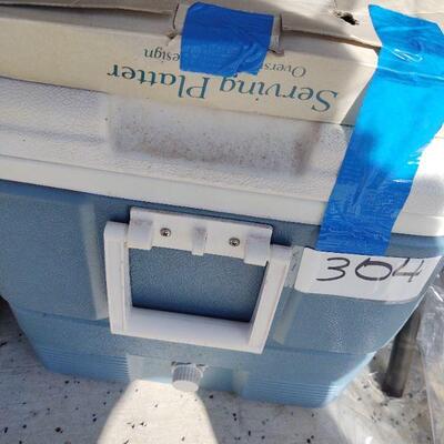 lot 304 - Cooler full of dishes