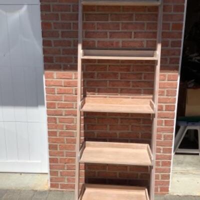 K - 897  NEW IN BOX White Washed Leaning Shelf 