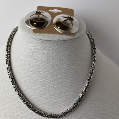 K760 Silver Byzantine Link Necklace with Moon & Star Earring 