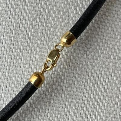 K768 14k Leather Handpainted Sterling Silver Necklace by Amy Kahn Russell 