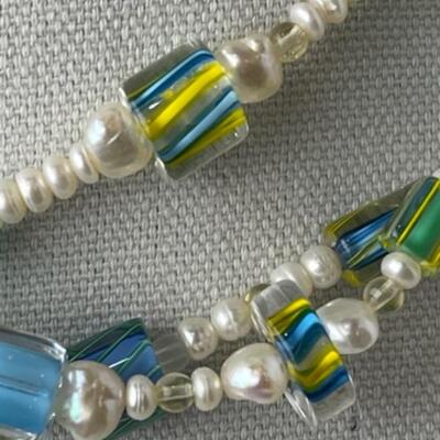 K778 Sterling Glass Bead , Pearl Necklace 