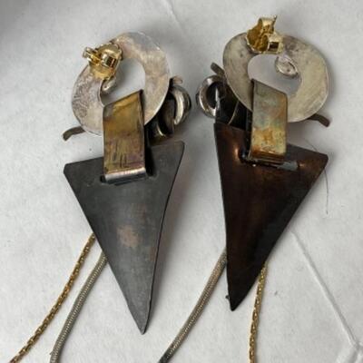 K787 Freshwater Pearl Necklace with Mixed Metal Artisan Earrings 