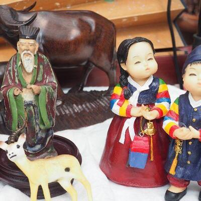 Lot 37 Indonesian and other collectibles huge wall fan, 