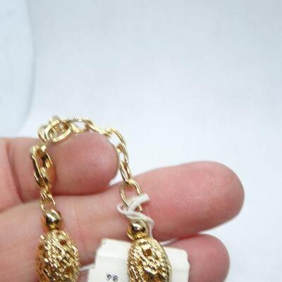 NWT Napier Filigree Dainty Little Necklace 