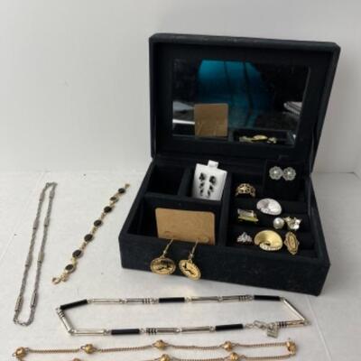 K922 Lot of Costume Jewelry and Box 