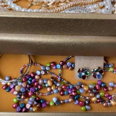 K923 Lot of Costume Jewelry and Gold Jewelry Case 