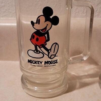 Lot 5: Vintage Mickey and Minnie Mouse Glass Mugs 