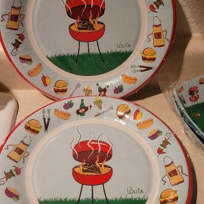 Lot 13: Assorted NEW Hallmark Cookout Party Plates, Napkins and Trays