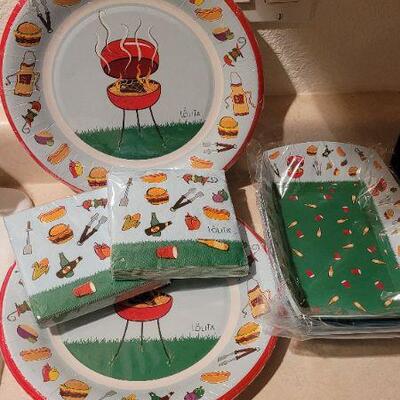 Lot 13: Assorted NEW Hallmark Cookout Party Plates, Napkins and Trays