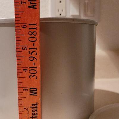 Lot 25: New Frozen Cold Storage Inner Fluid Lined Container 