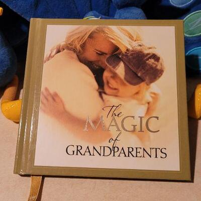 Lot 26: Grandparent's Magic New Book + Great Kids Hallmark New Figures