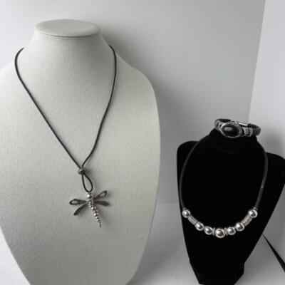 K941 Sterling Black Leather Necklace Lot 