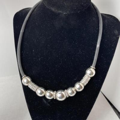 K941 Sterling Black Leather Necklace Lot 