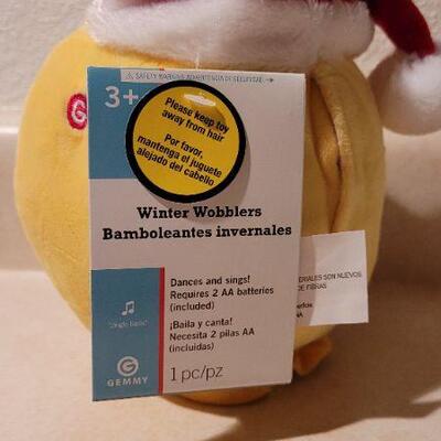 Lot 29: New with Tags WINTER WOBBLERS - Turns On