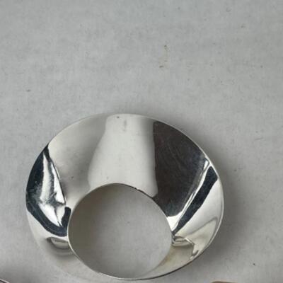 K958 Sterling Onyx, Amethyst, Earring Pin Lot 