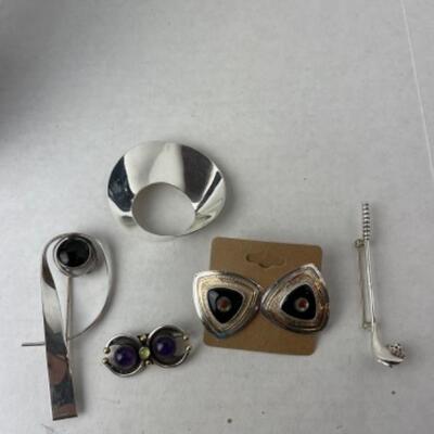 K958 Sterling Onyx, Amethyst, Earring Pin Lot 