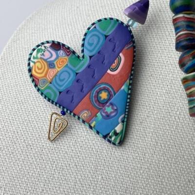 K964 Multi Colored Clay Jewelry Lot 