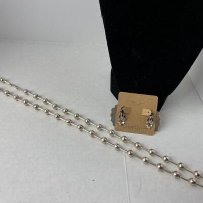 K973 Sterling Silver Ball Necklace and Onyx Clip Earrings 