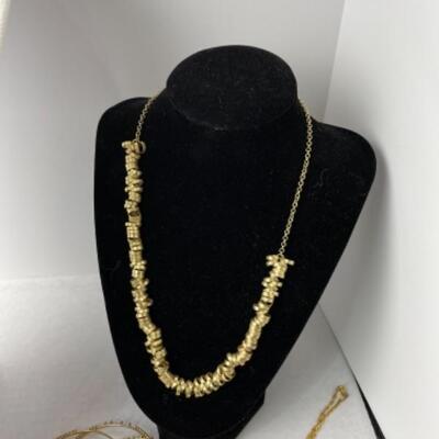 K989 Goldtone Costume Jewelry Lot 