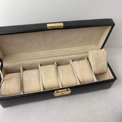 K986 Leather Watch Bracelet Case 