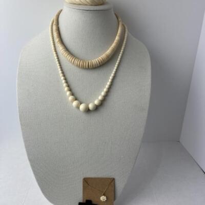 K987 Bone Jewelry Lot 