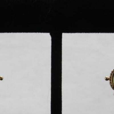 14 KT Gold Bezel Set Peridot Dangle Earrings