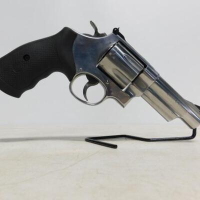 Smith and Wesson .44 Magnum 6Rnd 