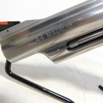 Smith and Wesson .44 Magnum 6Rnd 