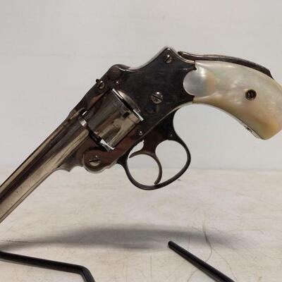 Smith and Wesson C & R  Hammerless First Model .32 