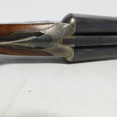 L. C. Smith Hunter Single Trigger Side by Side 16 Gauge Double Barrel Ejector Shotgun 28"