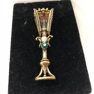 Lot 175 - Jewelry Array