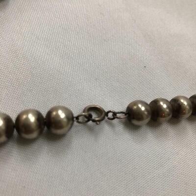 Lot 175 - Jewelry Array
